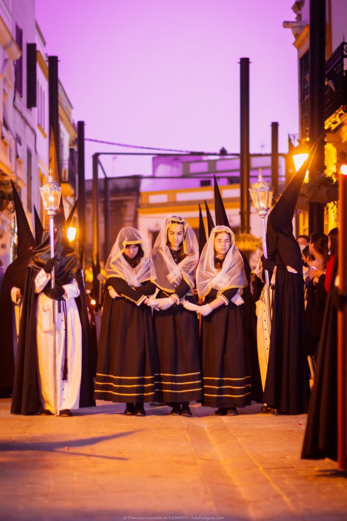 Las tres marias Santo Entierro Soledad Semana Santa Marchena 2022